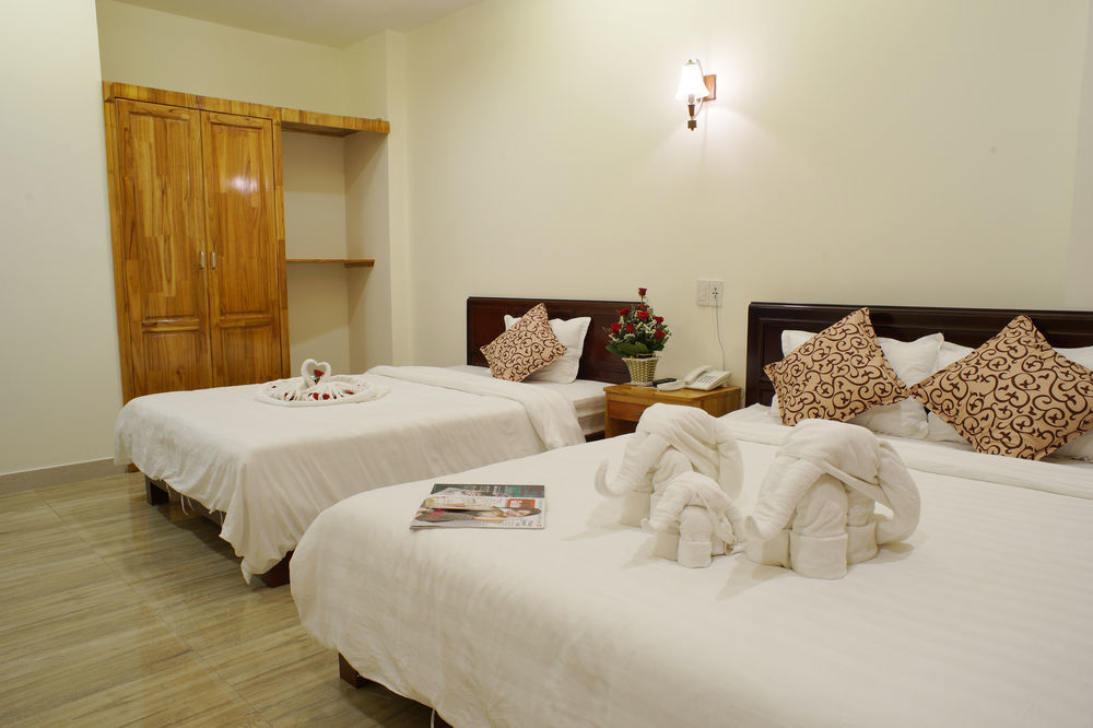 La Maison Danang Beach Hotel Esterno foto