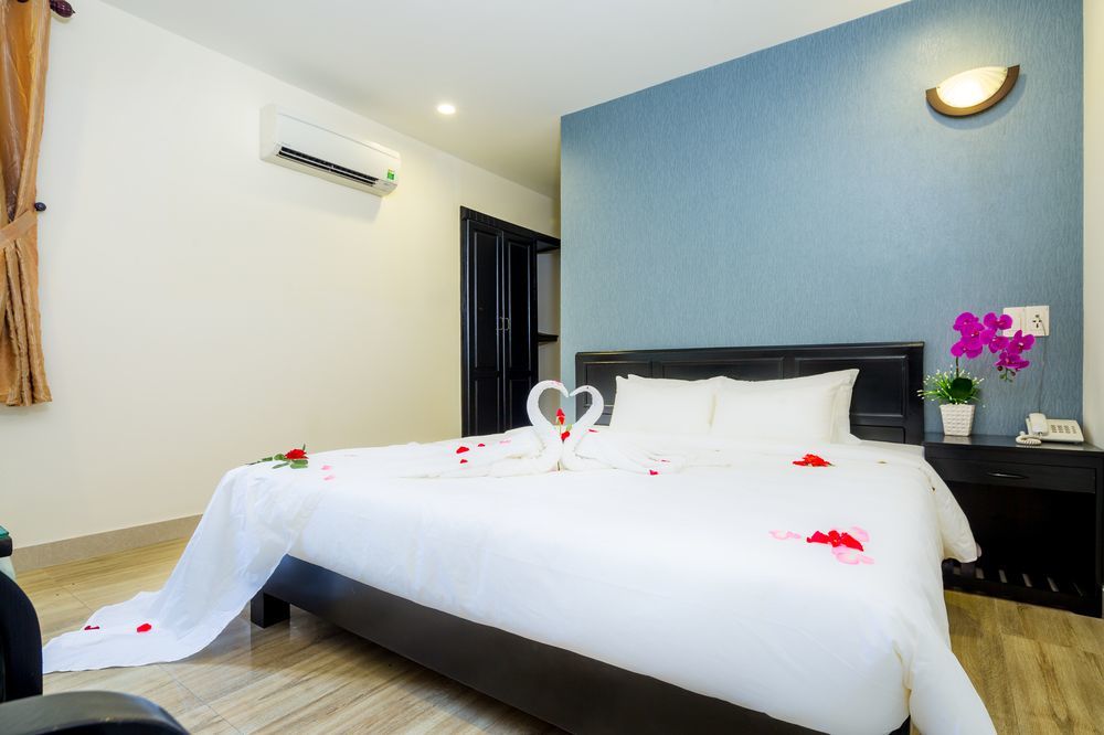 La Maison Danang Beach Hotel Esterno foto